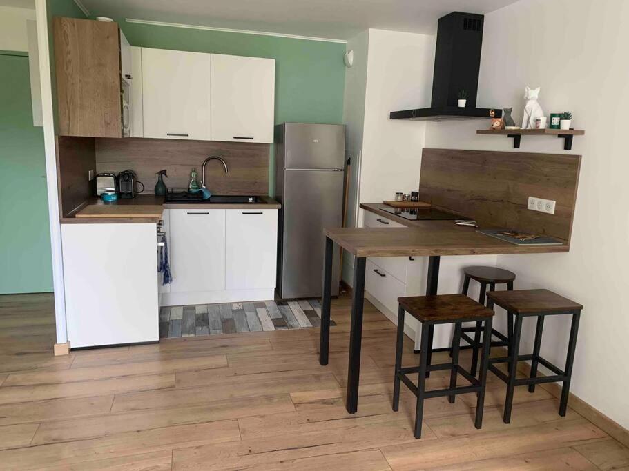 Charment Duplex - *